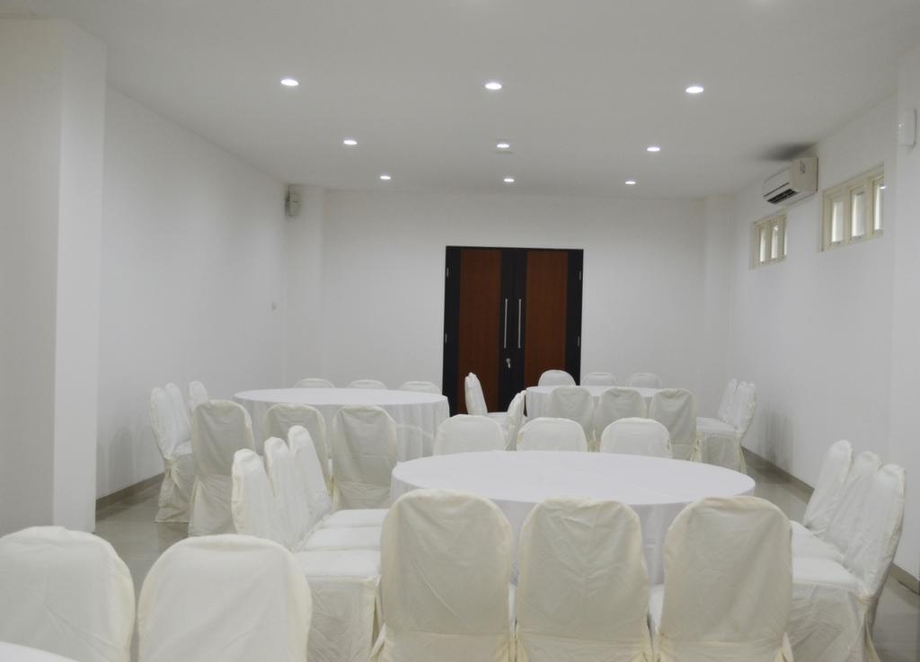 M Hotel Mataram Kültér fotó