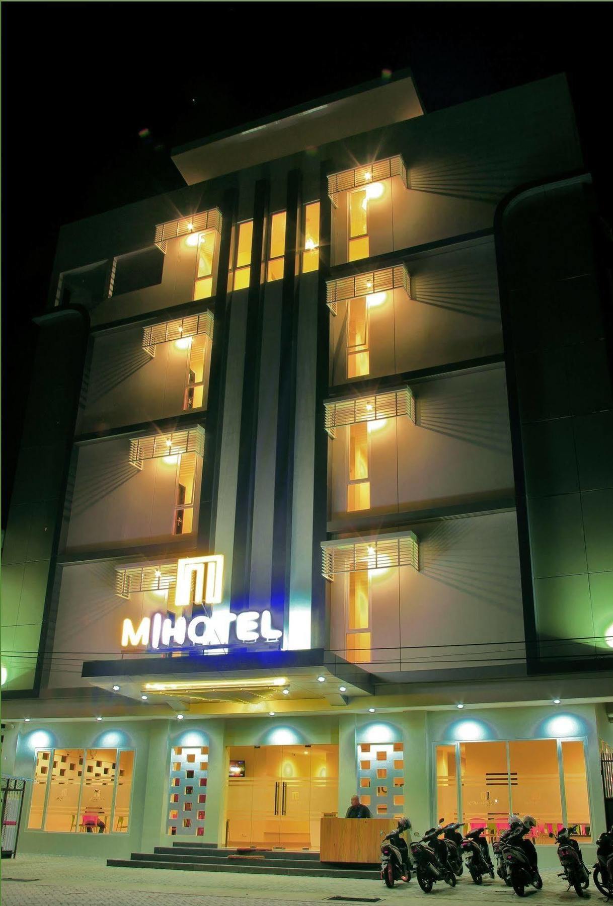 M Hotel Mataram Kültér fotó