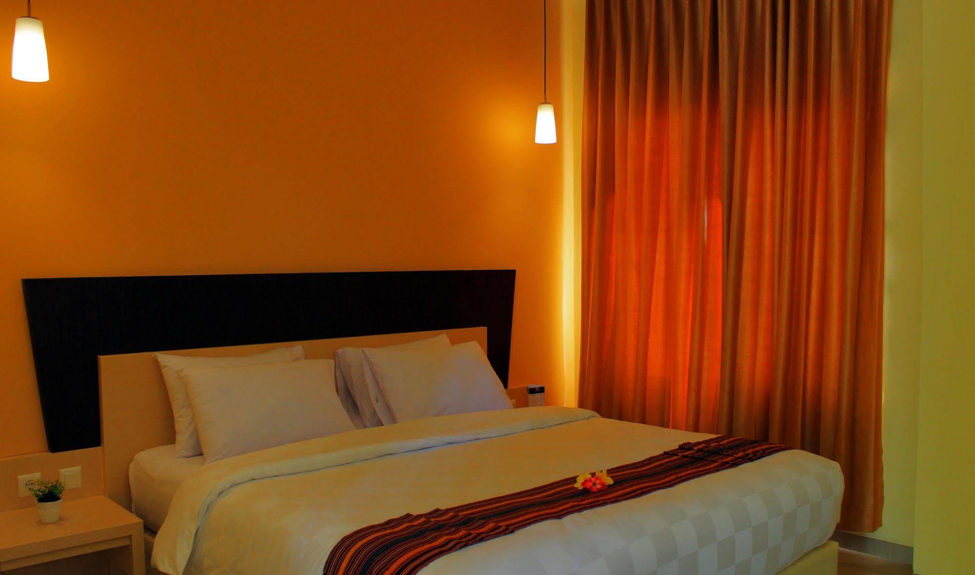 M Hotel Mataram Kültér fotó
